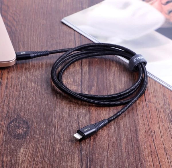 iWalk 18W Twister PD Ultra Flexible Qc 1M Type-C To Lightning Charge And Sync Cable - Black - Tashqila