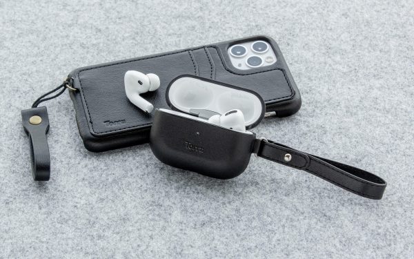 Torrii Luxcraft Leather Case For Airpods Pro - Black - Tashqila