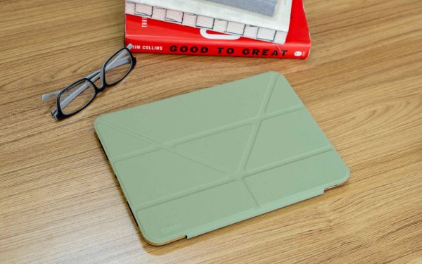 Torrii Torero iPad 11 (A16) & iPad 10.9 (10th Gen) Wallet Case - Light Green
