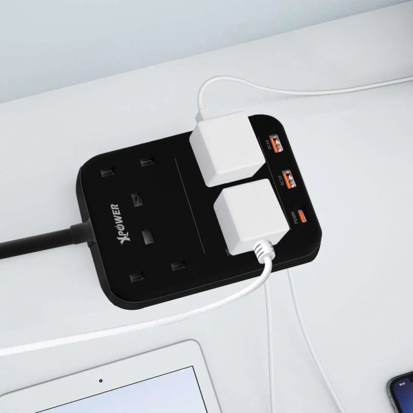 XPower 3250W Power Strip 7 Output (2 Usb + 1 Type-C + 4 Uk Sockets) - Black - Image 4
